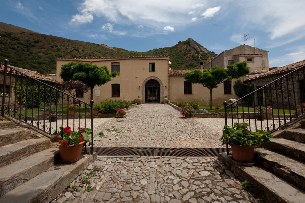 Il Vecchio Frantoio Villa Scillato  Luaran gambar