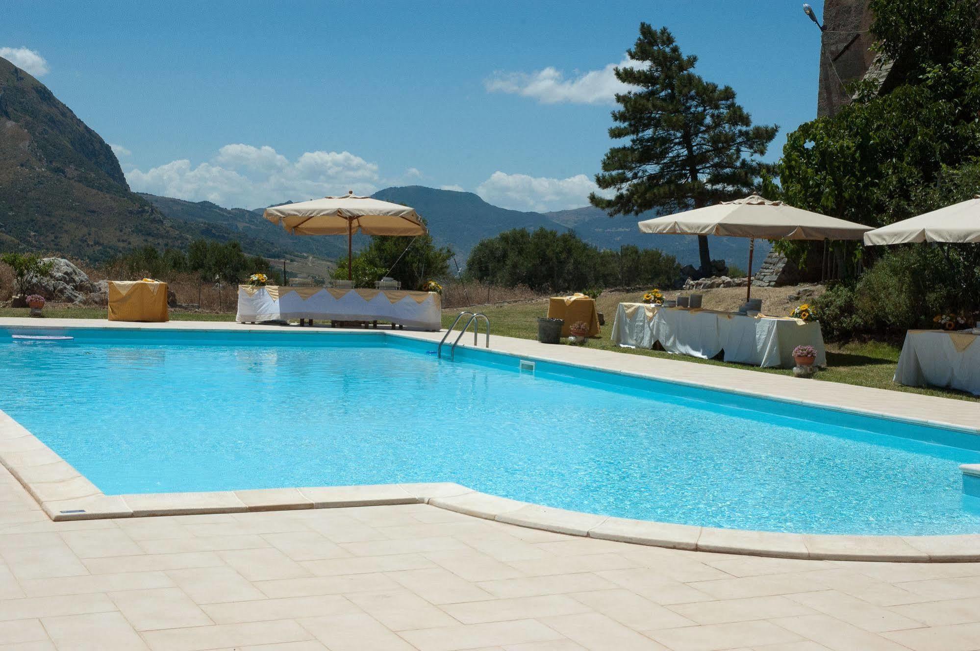 Il Vecchio Frantoio Villa Scillato  Luaran gambar