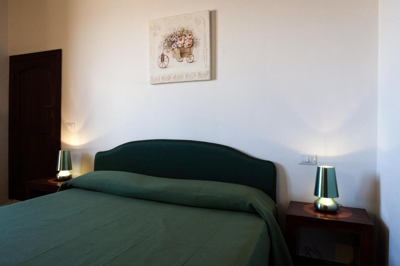 Il Vecchio Frantoio Villa Scillato  Luaran gambar