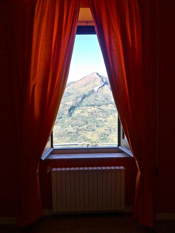 Il Vecchio Frantoio Villa Scillato  Luaran gambar