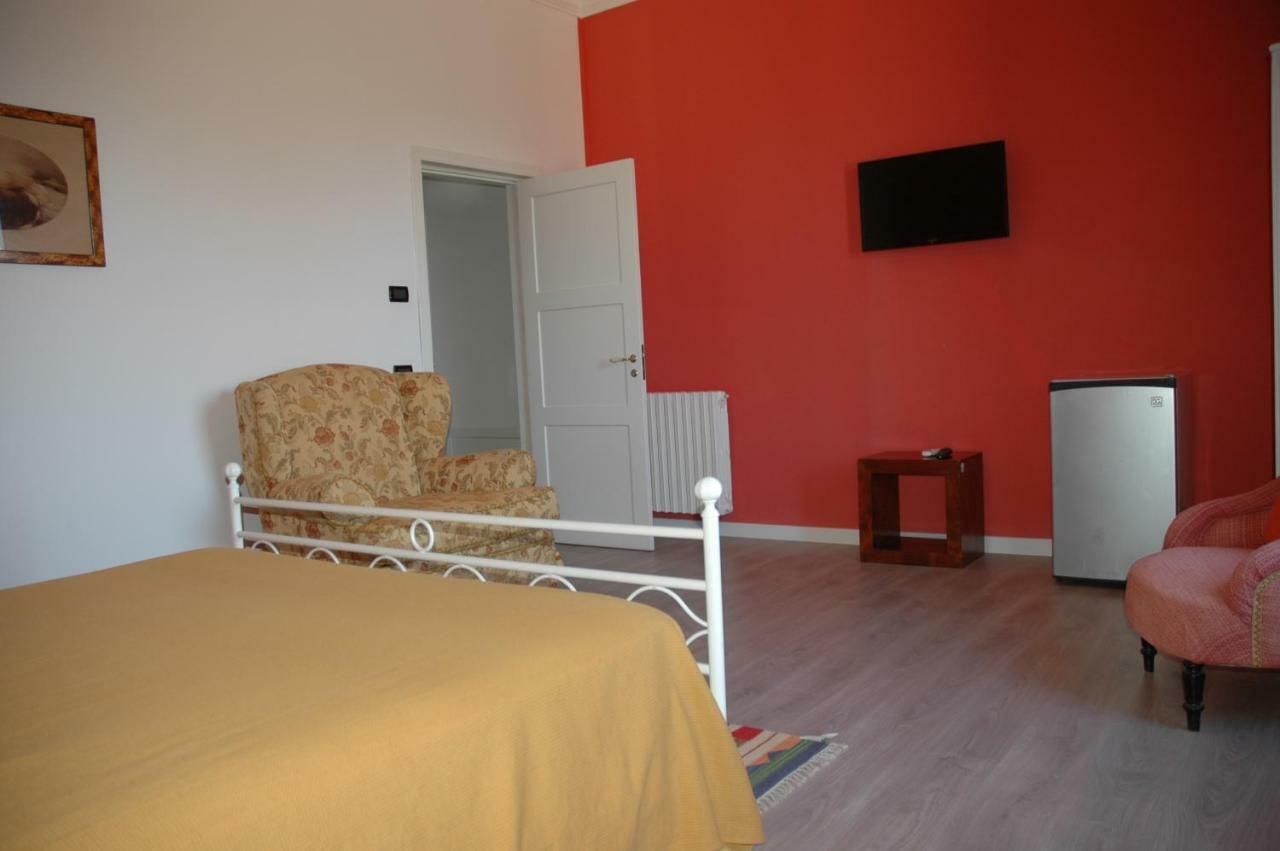 Il Vecchio Frantoio Villa Scillato  Luaran gambar