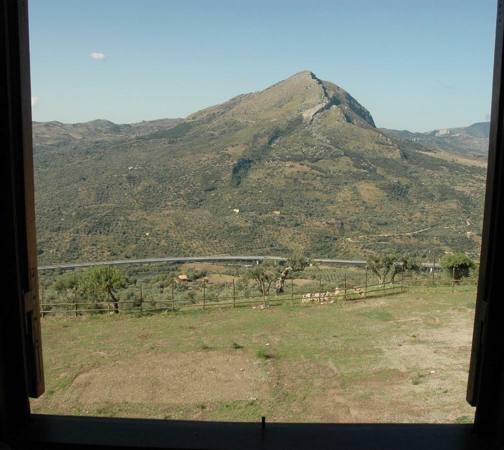 Il Vecchio Frantoio Villa Scillato  Luaran gambar