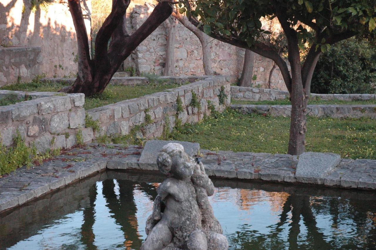 Il Vecchio Frantoio Villa Scillato  Luaran gambar